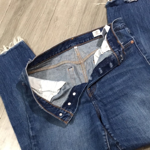 Levi’s White Oak Cone Denim “Wedgie”‎ Button Fly Fray Hem Medium Wash Jeans - Picture 10 of 15